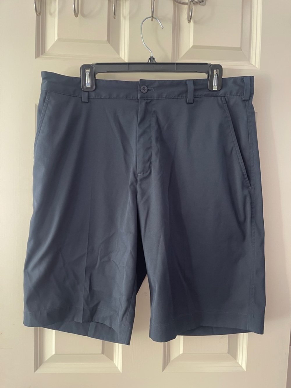 Nike Men's Dark Blue Flat Front Dry Fit Golf Shorts size 34